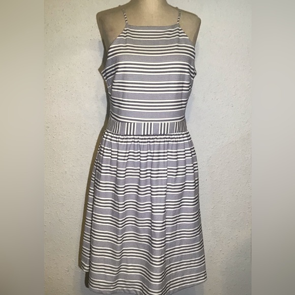 Banana Republic Dresses & Skirts - Banana republic spaghetti strap striped dress size 10 tall